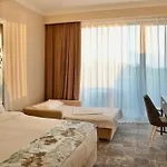 Panoramic Mamaia Hotel